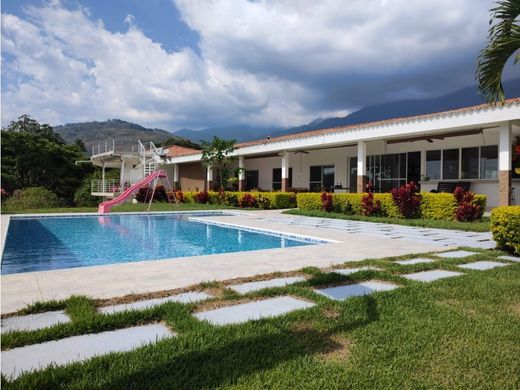 Köy evi El Cerrito, Departamento del Valle del Cauca