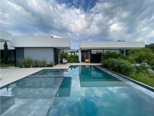 컨트리하우스 / Pereira, Departamento de Risaralda