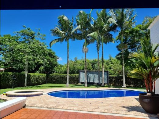 郊区住宅  Pereira, Departamento de Risaralda