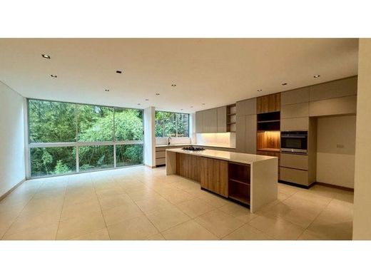 Luxus-Haus in Envigado, Departamento de Antioquia