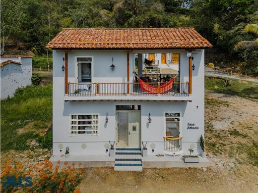 Propriété de campagne à Tarso, Departamento de Antioquia