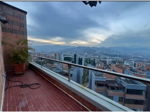 Piso / Apartamento en Medellín, Departamento de Antioquia