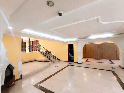 Luxury home in Manizales, Departamento de Caldas