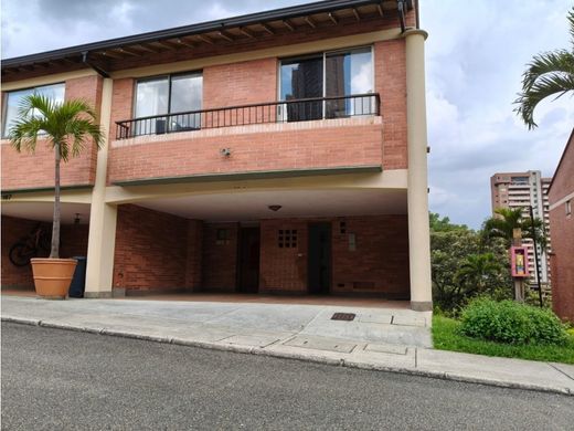 Πολυτελή κατοικία σε Μεδεγίν, Medellín