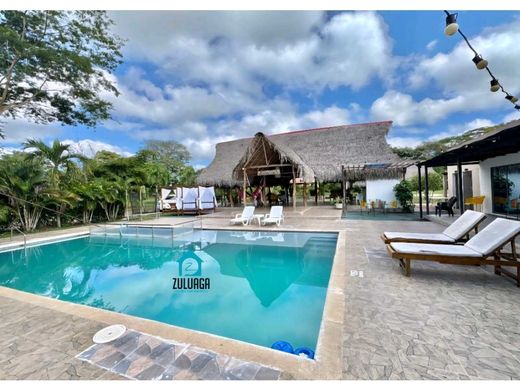 Ρουστίκ ή αγροικία σε Cicuco, Departamento de Bolívar