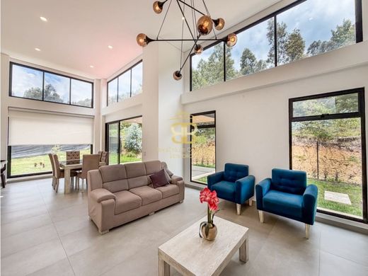 Luxury home in Briceño, Tocancipá