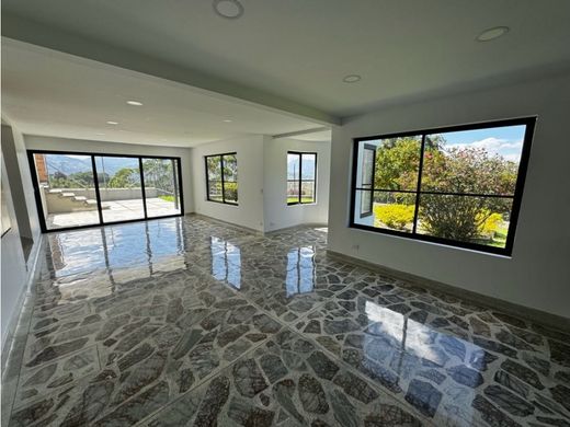 Luxus-Haus in Envigado, Departamento de Antioquia