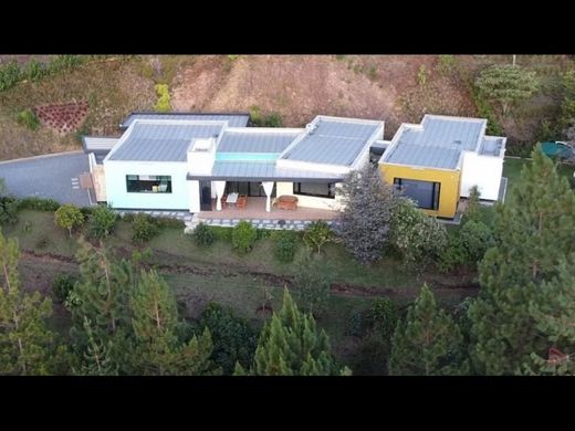 Casa de campo en Retiro, Departamento de Antioquia