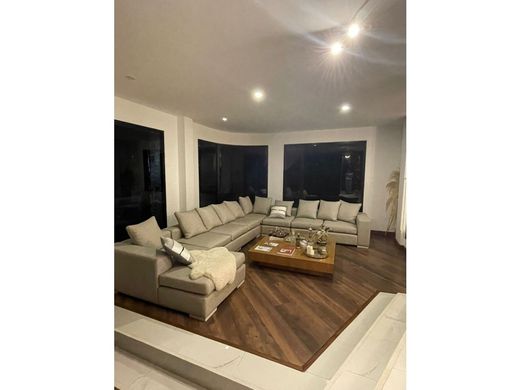 Apartment / Etagenwohnung in Chía, Departamento de Cundinamarca