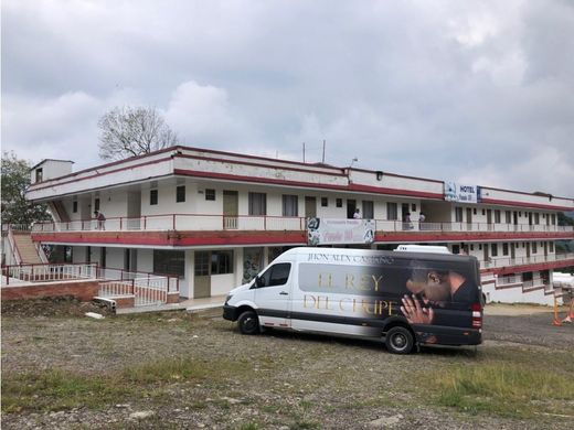 Hotel in Sasaima, Cundinamarca