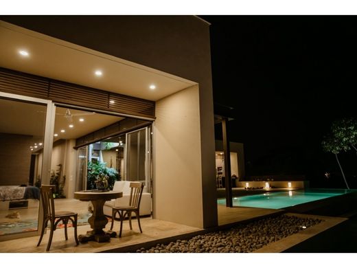 Country House in Santiago de Cali, Cali