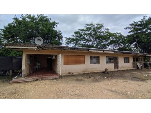 Luxury home in Santa Rosa, Departamento de Bolívar