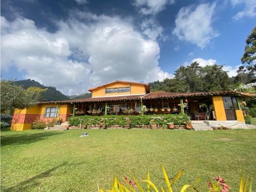Luxury home in La Ceja, Departamento de Antioquia