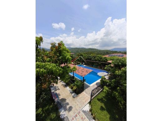 Гостиница, La Mesa, Chaguaní