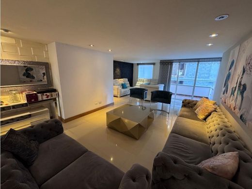 Apartment / Etagenwohnung in Sabaneta, La Estrella
