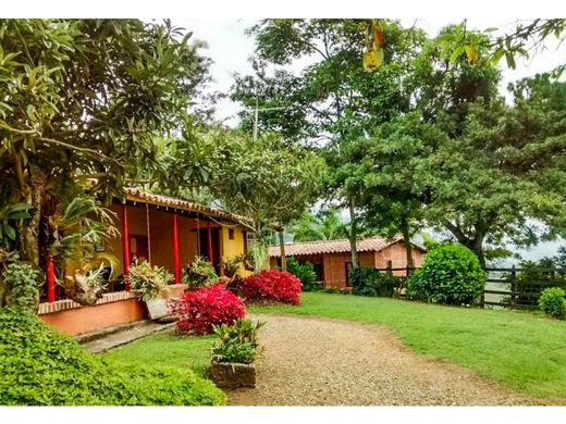 Farmhouse in Copacabana, Departamento de Antioquia