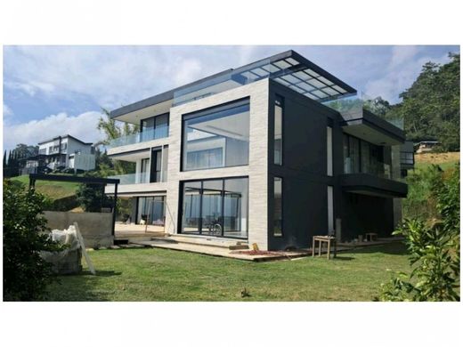 Rural or Farmhouse in La Estrella, Departamento de Antioquia