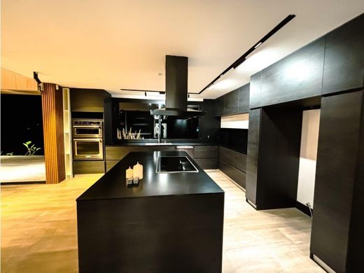 Luksusowy dom w Envigado, Departamento de Antioquia