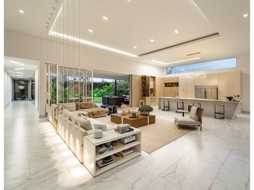 郊区住宅  Rionegro, Departamento de Antioquia