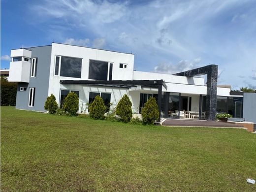 Πολυτελή κατοικία σε Envigado, Departamento de Antioquia