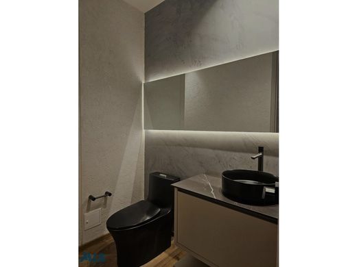 ﺷﻘﺔ ﻓﻲ ميديلين, Medellín