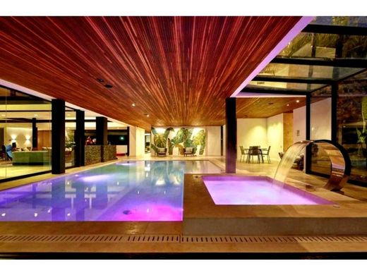 Gospodarstwo w Medellín, Departamento de Antioquia