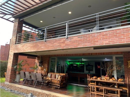 Casa de lujo en Envigado, Departamento de Antioquia