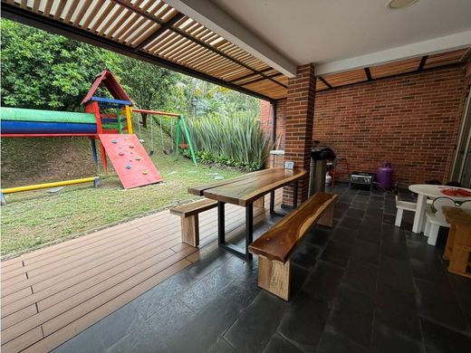 Luxus-Haus in Medellín, Departamento de Antioquia