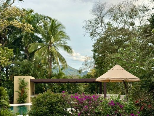 Country House in Anapoima, Cundinamarca