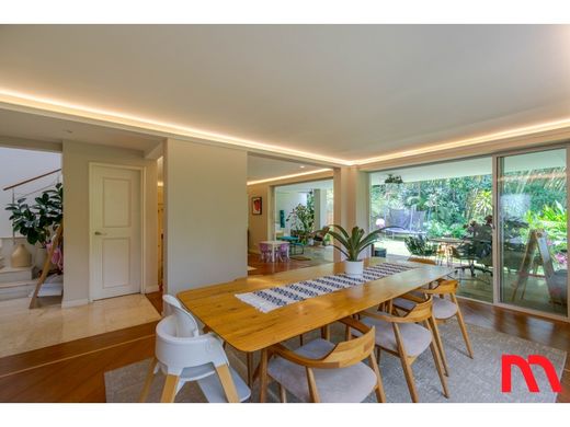 호화 저택 / 메데인, Medellín