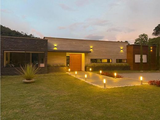 Country House in Retiro, Departamento de Antioquia