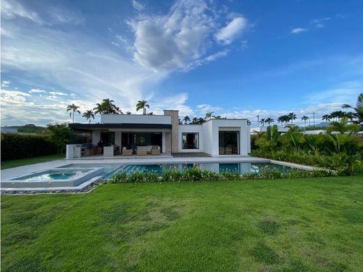 郊区住宅  Pereira, Departamento de Risaralda