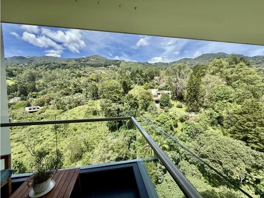 Piso / Apartamento en Medellín, Departamento de Antioquia