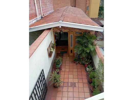 مجمع شقق ﻓﻲ ميديلين, Medellín