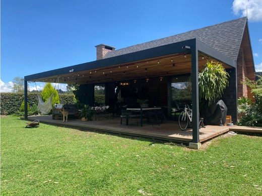 Загородный Дом, La Ceja, Departamento de Antioquia