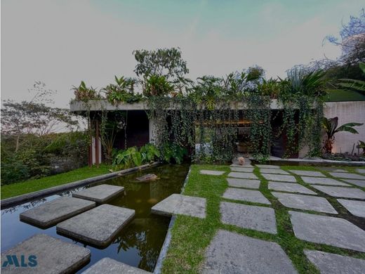 Envigado, Departamento de Antioquiaの高級住宅