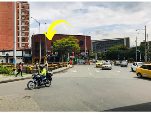 Edificio en Medellín, Departamento de Antioquia