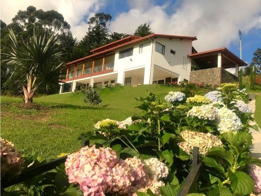 Köy evi Rionegro, Departamento de Antioquia
