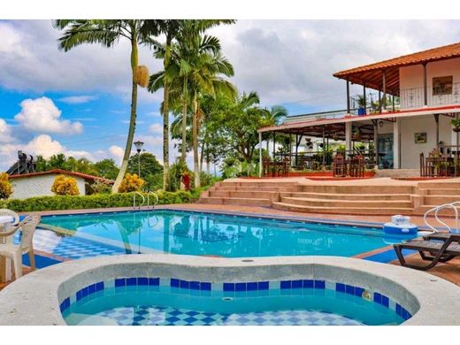 Гостиница, Montenegro, Quindío Department