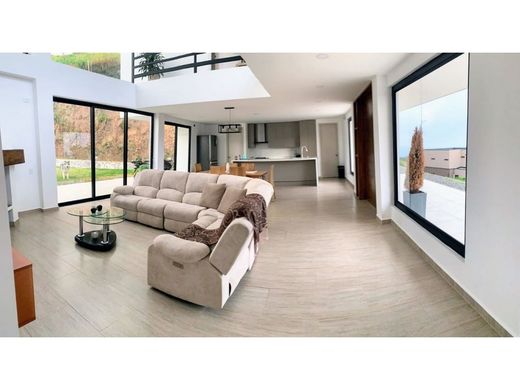 Luxus-Haus in Envigado, Departamento de Antioquia