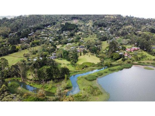 Grundstück in Retiro, Departamento de Antioquia