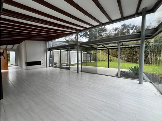 Casa de luxo - Envigado, Departamento de Antioquia