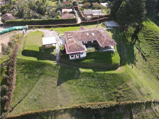 Farmhouse in La Ceja, Departamento de Antioquia