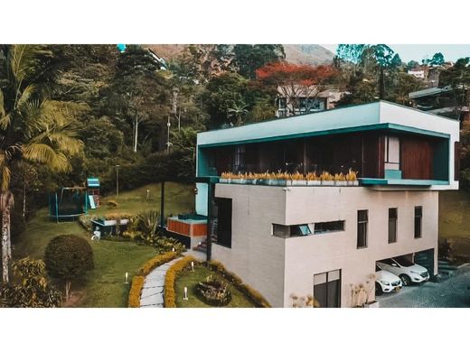 Luxus-Haus in Envigado, Departamento de Antioquia
