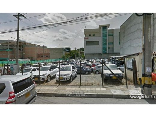 Terreno a Medellín, Departamento de Antioquia