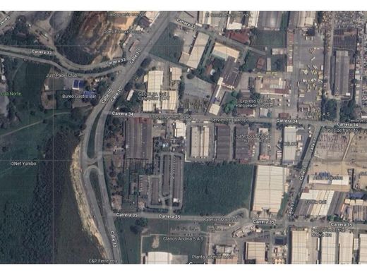 地皮  卡利, Cali