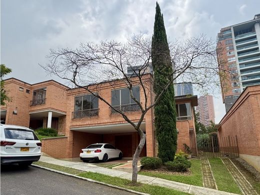 Luxe woning in Medellín, Departamento de Antioquia