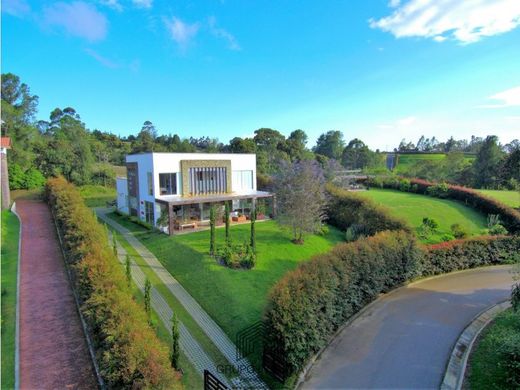 Casa de campo en Envigado, Departamento de Antioquia