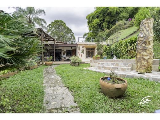 Luxury home in Guarne, Departamento de Antioquia