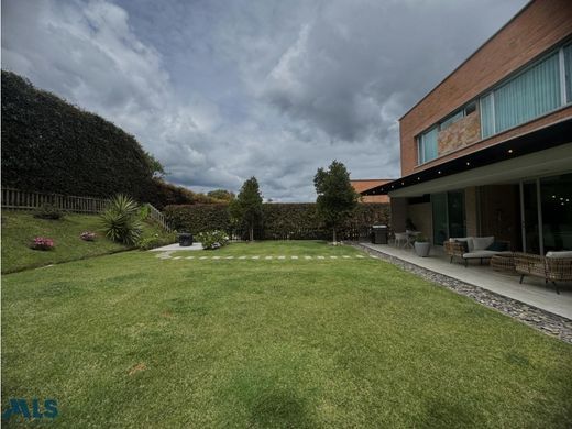 Casa de lujo en Envigado, Departamento de Antioquia